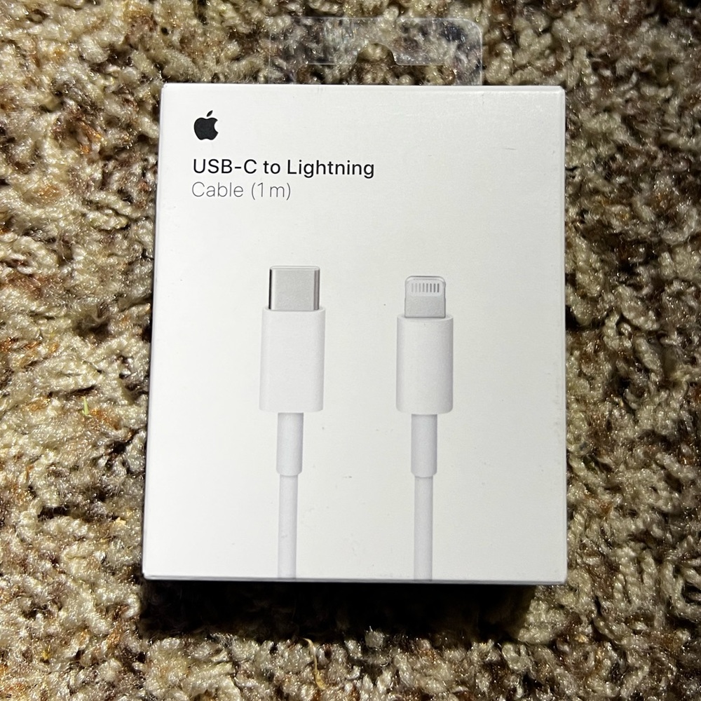 USB-C to lightening